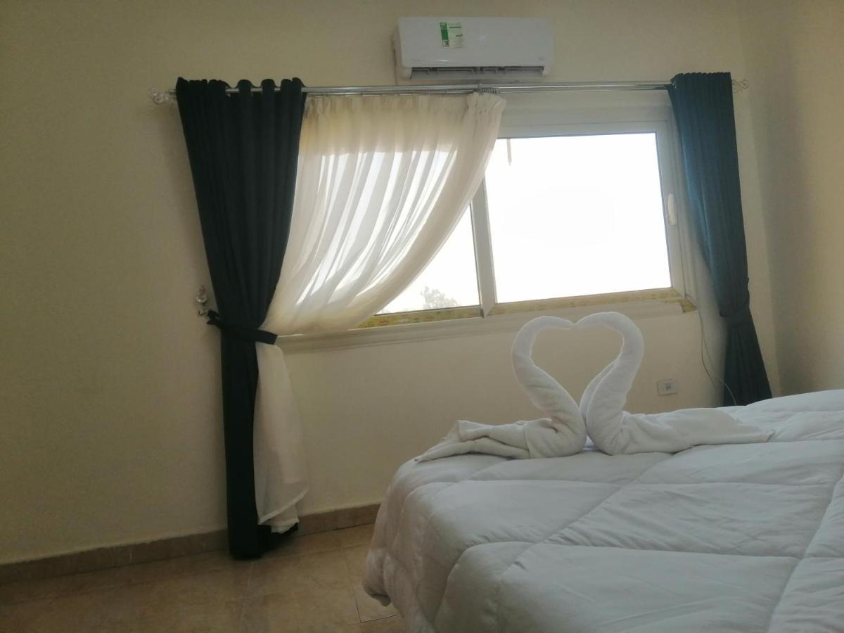 Anubis Kingdom Pyramids Hostel Kafret el-Gabal Exterior foto