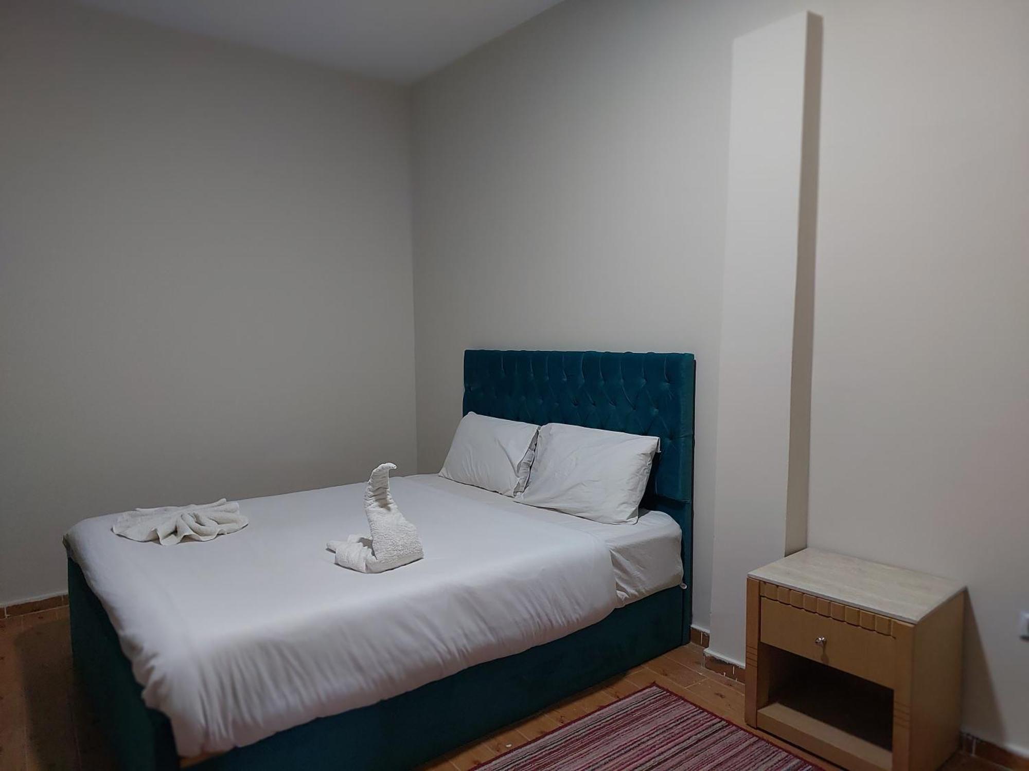 Anubis Kingdom Pyramids Hostel Kafret el-Gabal Exterior foto