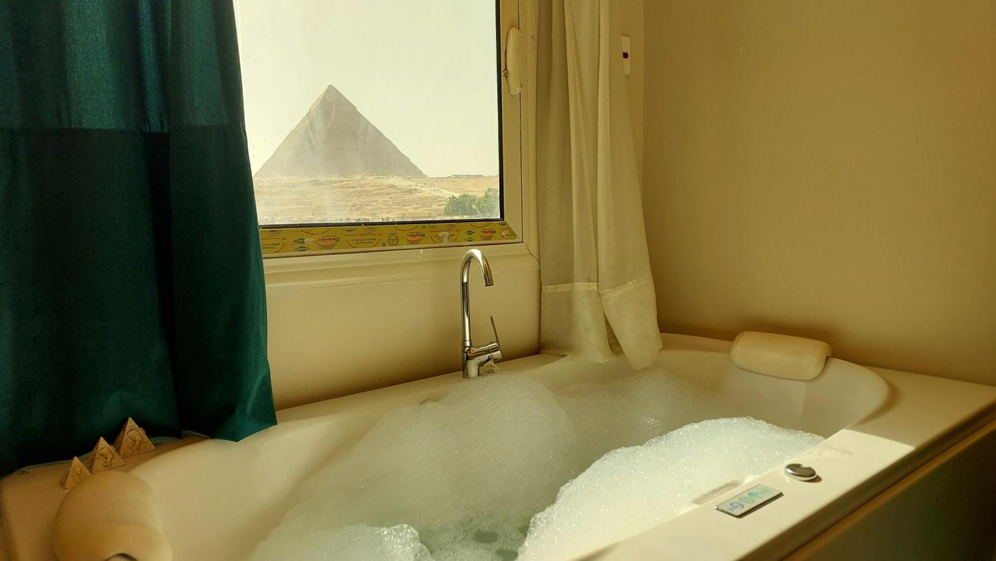 Anubis Kingdom Pyramids Hostel Kafret el-Gabal Exterior foto